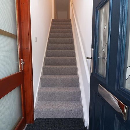 Riverview Apartment Cemaes Bay Ngoại thất bức ảnh